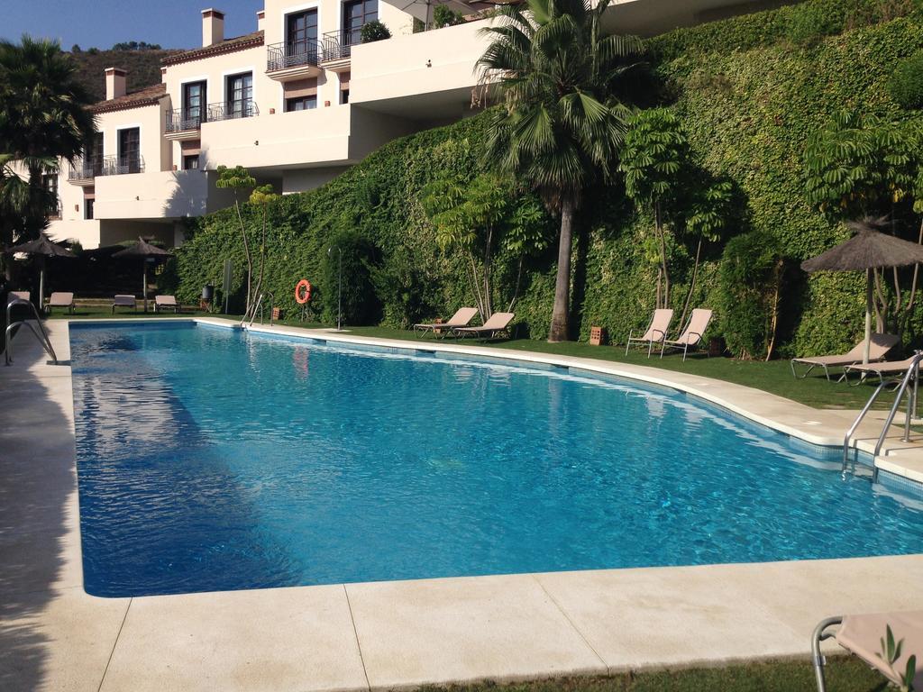 El Casar Apartments เบนาบีส ภายนอก รูปภาพ